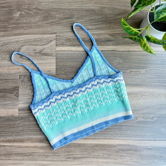 American Eagle Outfitters Blue & Mint Chevron Knit Crop Tank Top Size M - Picture 8 of 9